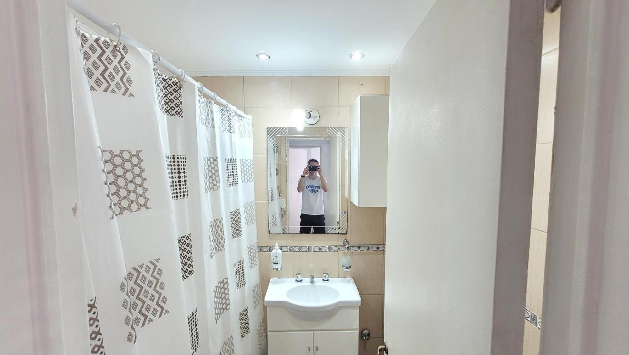 Luminoso, Muy Completo Y Bien Ubicado Departamento De 2 Ambientes - Limite De Retiro/recoleta * Ciudad Autónoma de Buenos Aires
